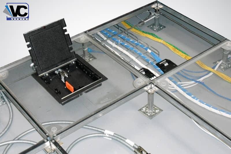 چرا به کف کاذب اتاق برق نیاز داریم ؟